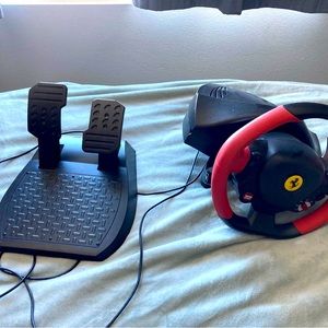 Thrustmaster steering wheel with pedals for Xbox one